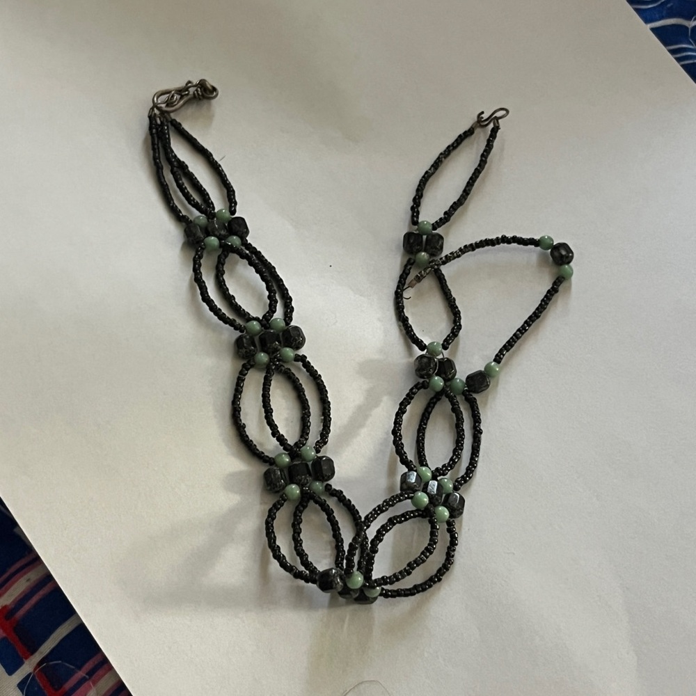 Black and Green Beaded Women's Necklace - Elegant Loop Design